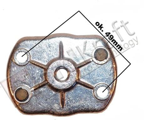 zabieraki-plastikowe-na-podstawce-kosy